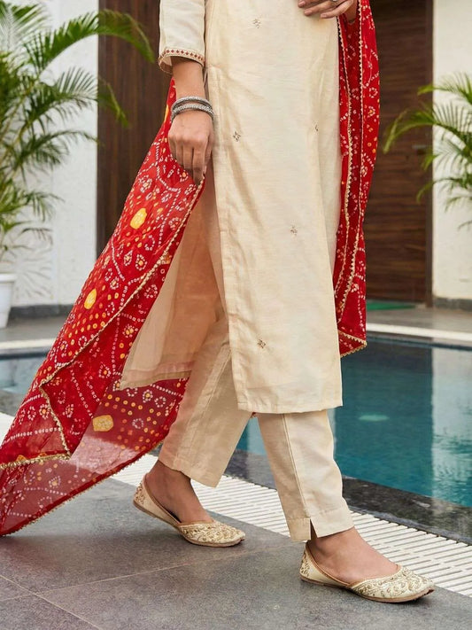 Suit With Jaipuri Dupatta